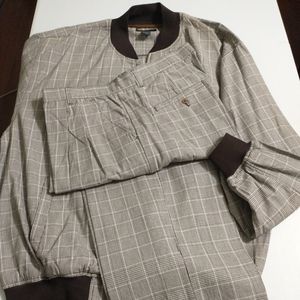 Brand New Men's Size 2X Two Piece Pants Set.  Pants are Pleated and cuffed.